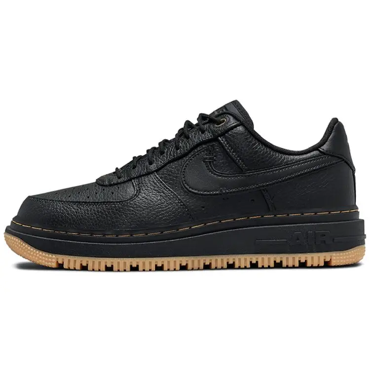 Nike Sneakers da Uomo Air Force 1 Luxe Nere e Gomma Bucktan