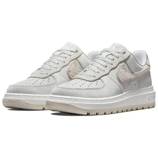 Sneakers da uomo Nike Air Force 1 Luxe Triple White DD9605-100 EU 39 osso/bianco miniatura 2