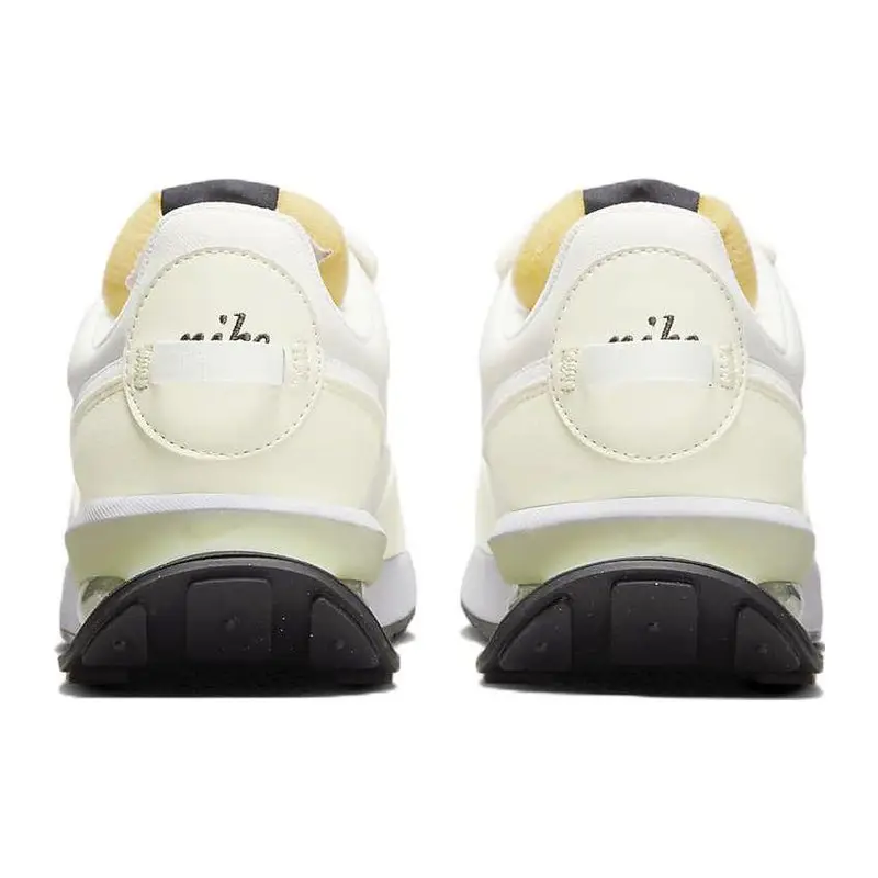 Sneakers da Uomo Nike Air Max Pre-Day Latte di Cocco Crema Vela Bianco DM0008-101 miniatura 4