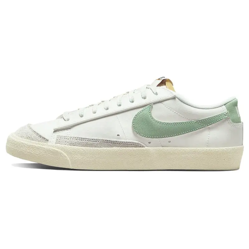 Sneakers da uomo Nike Blazer Low 77 Premium Certified Fresh Bianco Vela Arancione Alpha DO9799-100 46