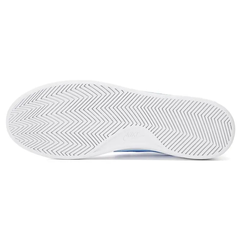 Sneakers da uomo Nike Court Royale 2 Next Nature Bianche Azzurro Foto Chiaro DH3160-103 44 miniatura 4