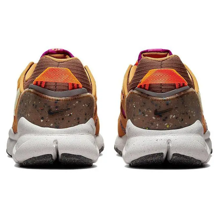 Sneakers da uomo Nike Free Terra Vista Next Nature Ocra Deserto Marrone Cacao-Wow Ametista-Onda DM0861-700 41 miniatura 3