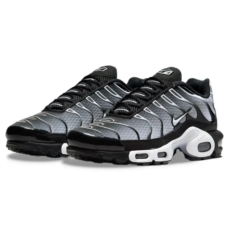 Sneakers Nike Air Max Plus Nero Argento Metallizzato Scarpe Casual DM0032-003 44 5 miniatura 4