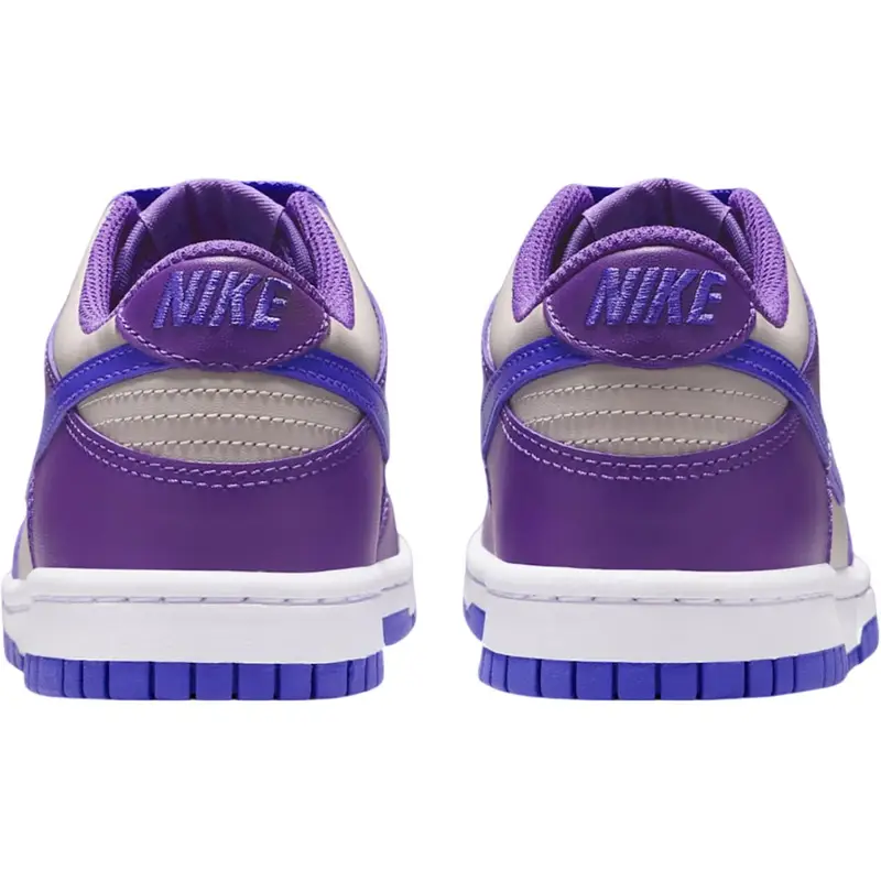 Sneakers Nike Dunk Low GS Uva Selvatica Bambini Viola Grigio College Bianco FB9109-007 36 miniatura 3