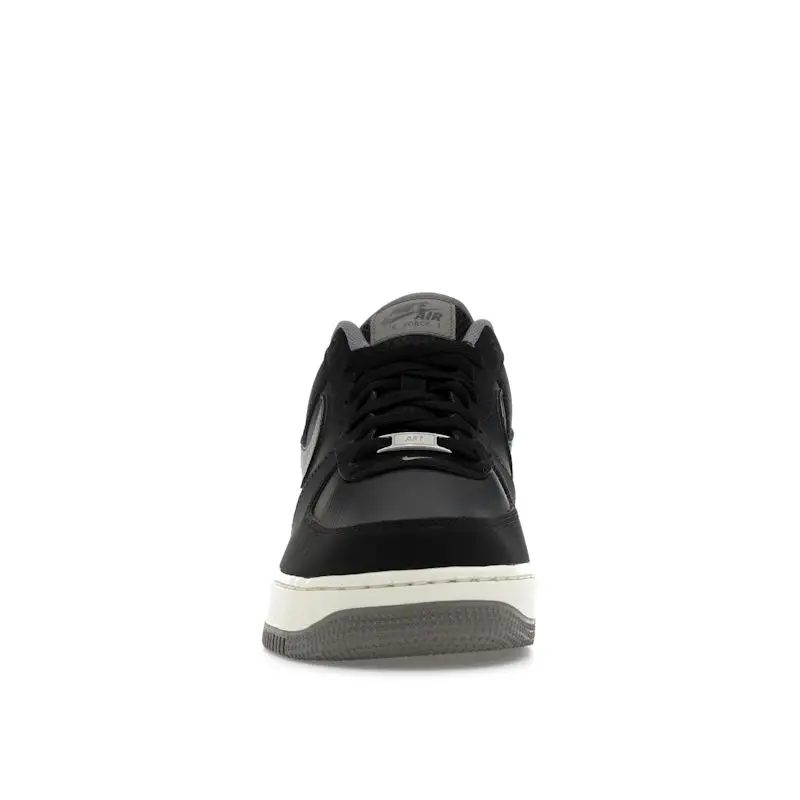 Sneakers Unisex Nike Air Force 1 07 LV8 Nero Flat Pewter Latte di Cocco FZ5225-001 43 miniatura 3
