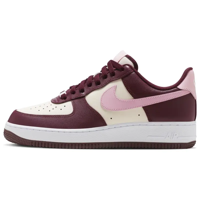 Nike Sneakers Unisex Air Force 1 07 San Valentino 2023 Rosso Vela e Borgogna