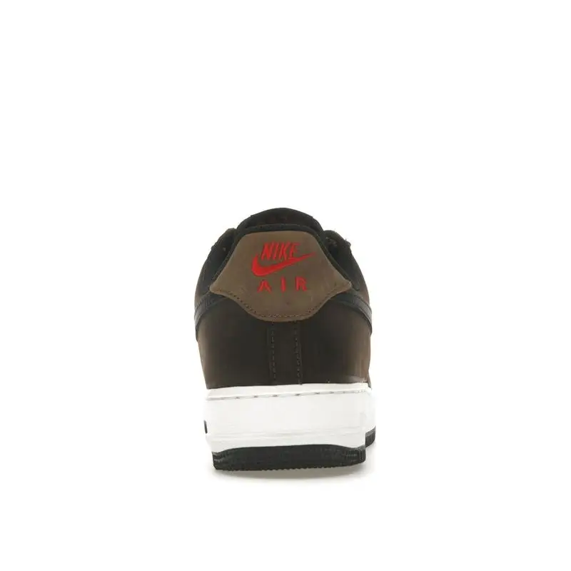 Sneakers Unisex Nike Air Force 1 Low Escape 2025 Marrone Bianco Nero HJ4323-100 45 5 miniatura 3