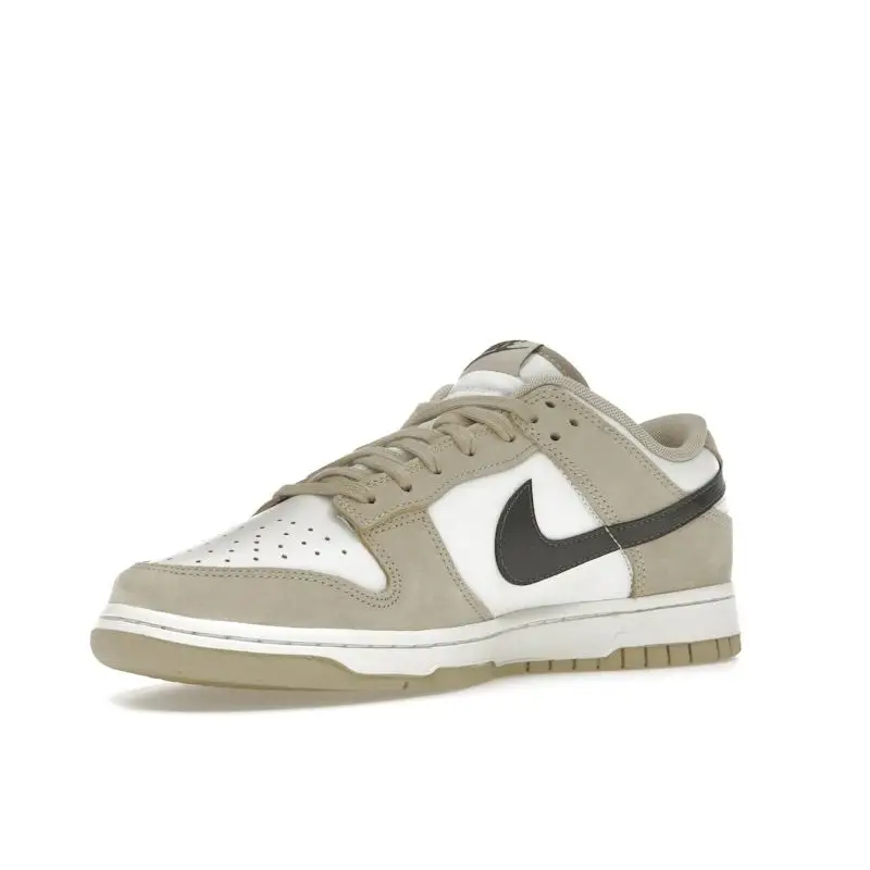Nike Sneakers Unisex Dunk Low Desert kaki Marrone Medio e Bianco miniatura 3