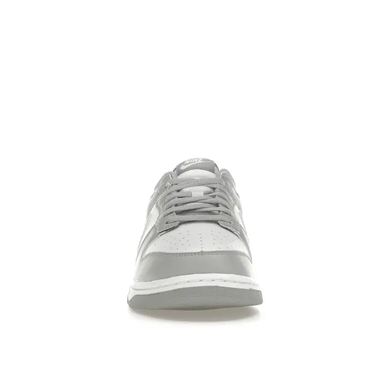 Sneakers Unisex Nike Dunk Low Grigio Fumo Chiaro Bianco HF5441-105 49 5 miniatura 3