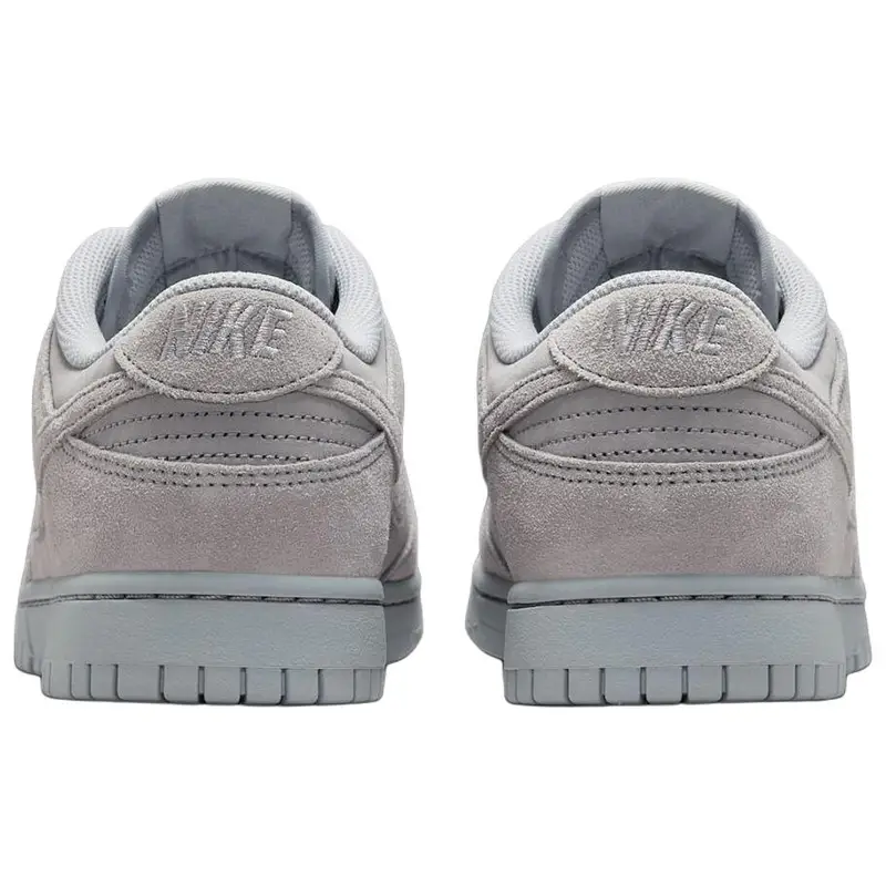 Sneakers Unisex Nike Dunk Low SE Grigio Lupo IB6651-002 49 5 miniatura 2