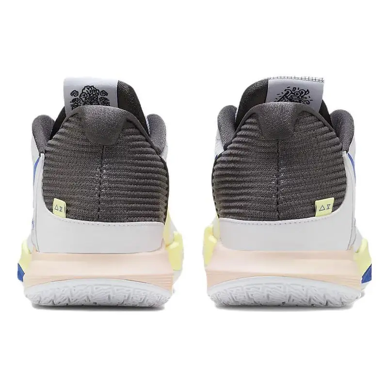 Sneakers Unisex Nike Kyrie Low 5 EP Bianco Blu Reale Grigio Medio Tinta Citron DJ6014-100 44 5 miniatura 2