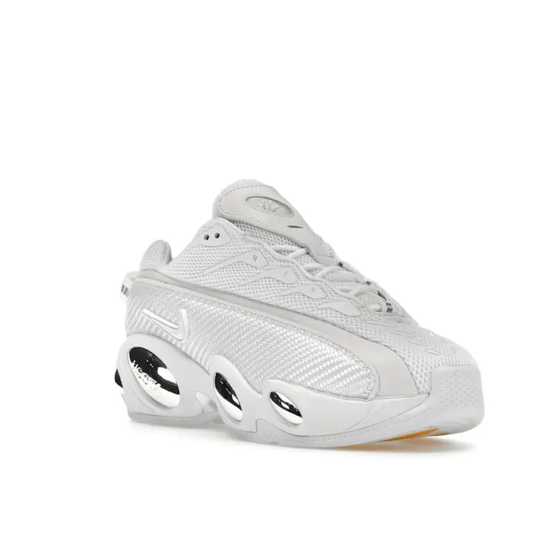 Sneakers Unisex Nike NOCTA x Glide Triple White Cromo Oro Università DM0879-100 42 miniatura 5