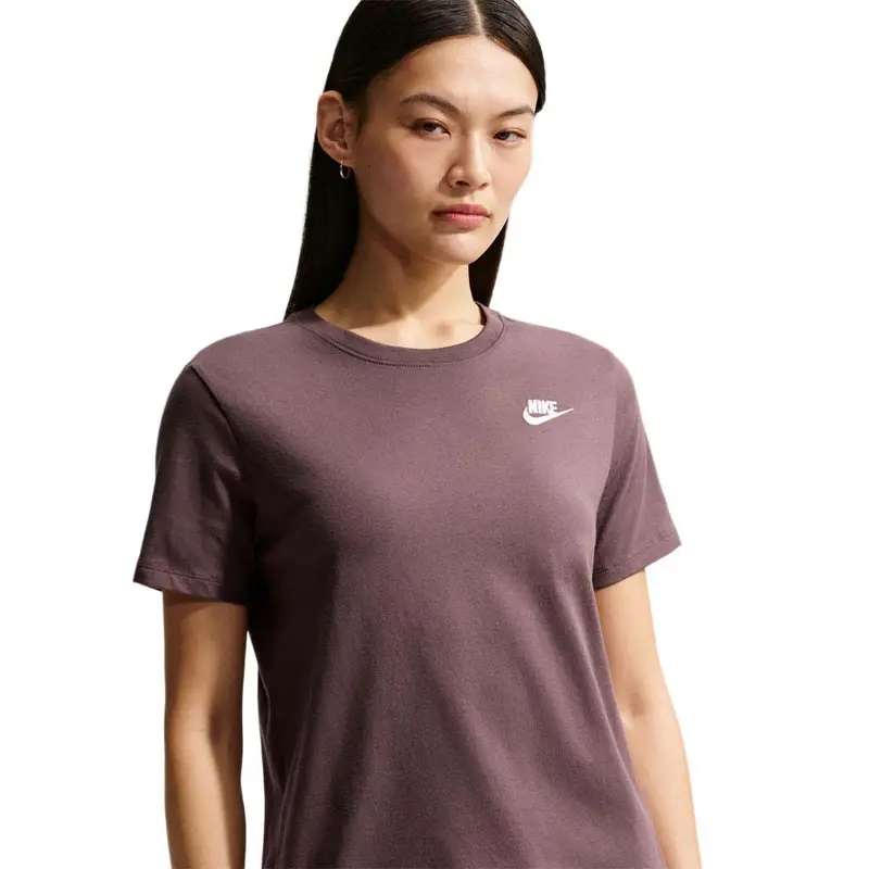 Sportswear Club Essentials T-Shirt Moro Donna M