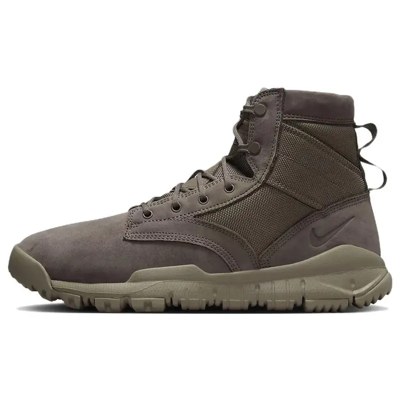 Stivale in Pelle Nike SFB Field 6 Pollici Marrone Fungo Scuro Sneakers Uomo Marrone Taupe Chiaro 862507-201 40