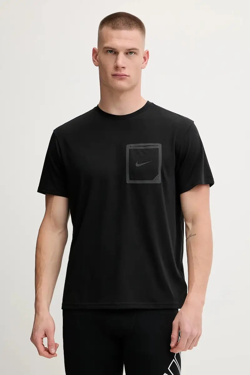 Nike T-shirt Nero 2232689