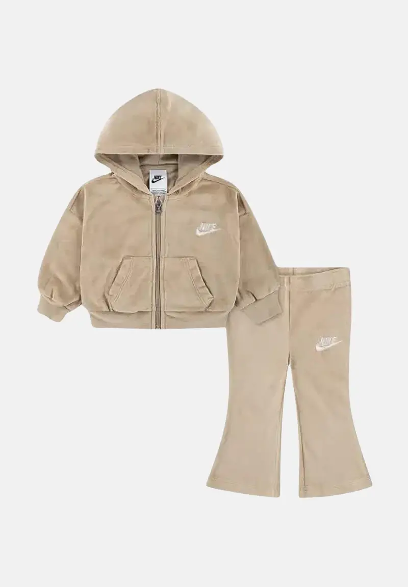 Tuta in velluto beige da neonato