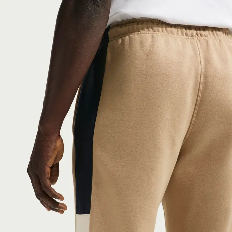 Tuta Nike Sportswear Club Beige