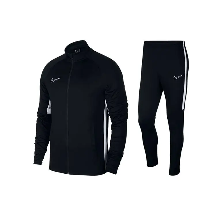 Tuta Sportiva Lavorata a Maglia con Logo Retro Americano Nike Tute da Uomo Nera AO0054-010 XL