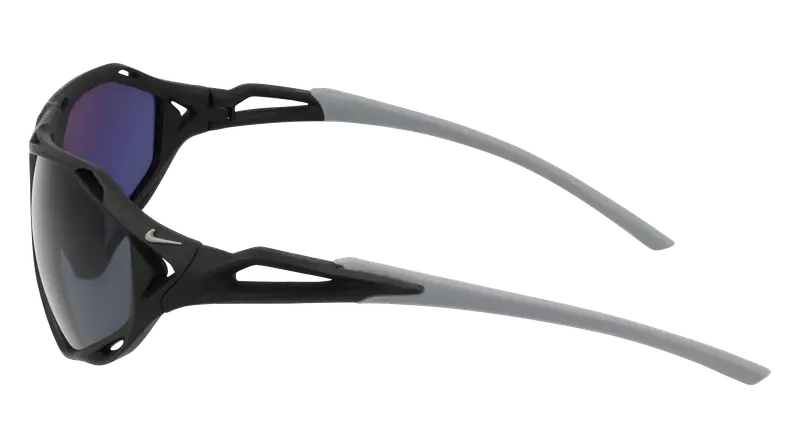 Nike Unisex NIKE ZEUS RISE IF1120X 010 Occhiali da sole Bio-iniettato Nero Grigio Squadrata Normale miniatura 2