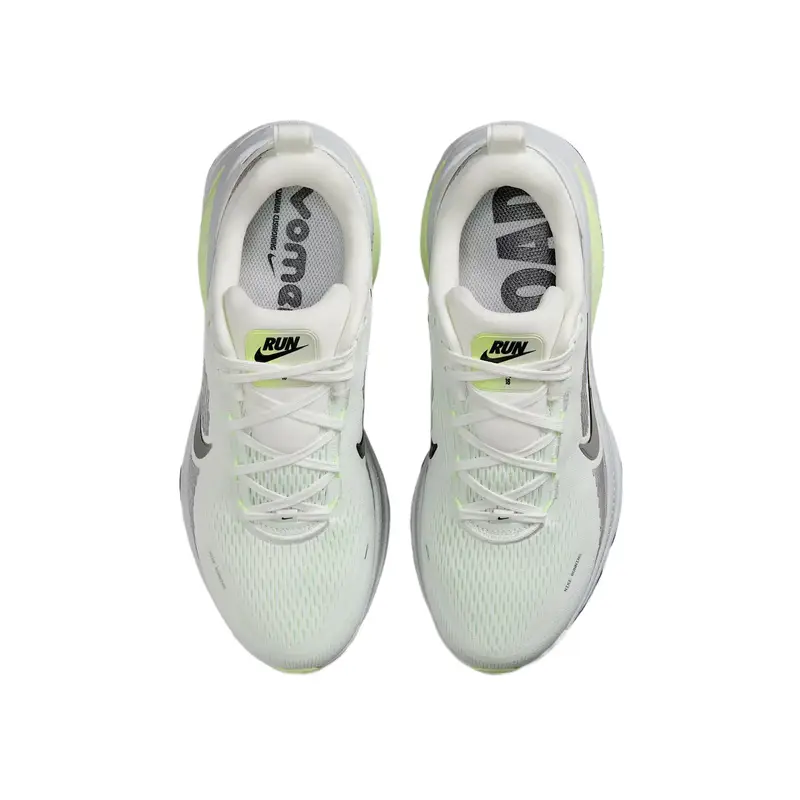 Vomero 18 Summit White Black Barely Volt Sneakers da Donna Black-Barely-Volt HM6804107 40 5 miniatura 4