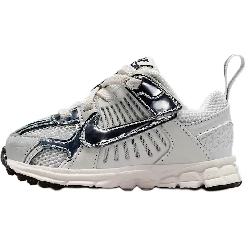 Vomero 5 TD Photon Dust Chrome Sneakers da Bambino Grigio Gridiron Vela IM9466-001 27
