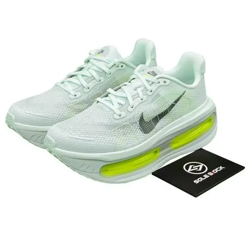 Vomero Premium Verde Chiaro Volt HQ2050-300 EU 46 verde