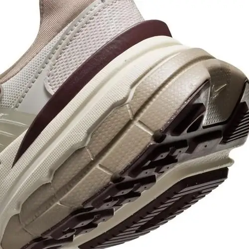 WMNS V2K Run Light All Wood Brown FD0736-103 EU 44 colore grigio miniatura 4