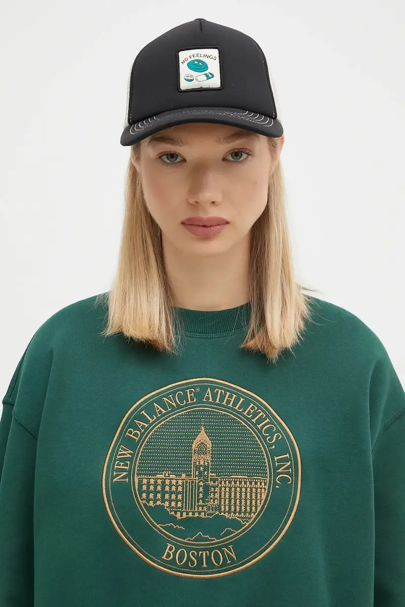 berretto da baseball No Feelings Trucker Cap colore nero con applicazione NP90003.02