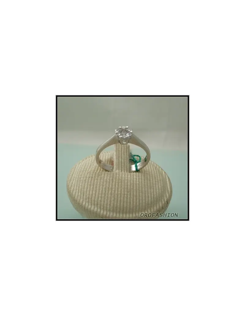 Anello effetto diamante solitario ct. 0.22 1605121 Valore 680