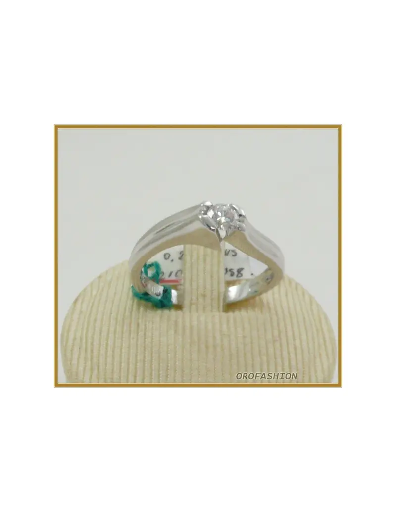 Anello oro bianco 18kt con diamante solitario - 22101511