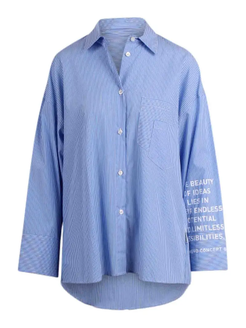 Camicia Gessata Con Scritta Sulla Manica Blu