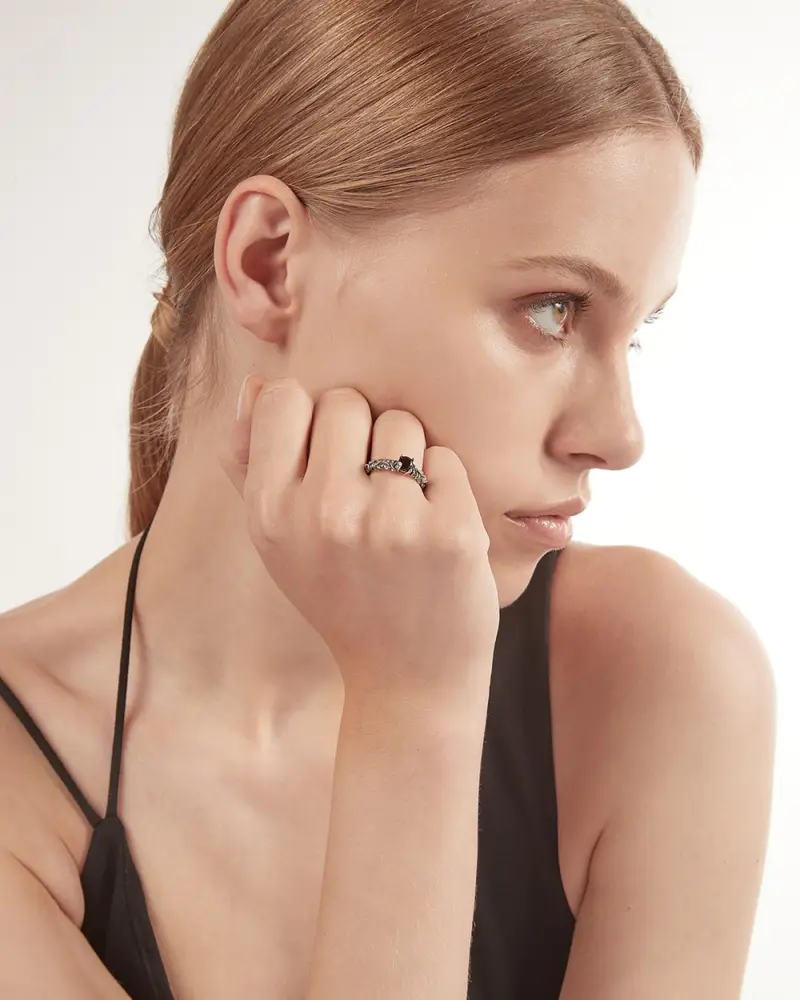 Anello Fedina Solitario Foglie Con Zirconia Cubica Nera Brunito Lucido miniatura 2