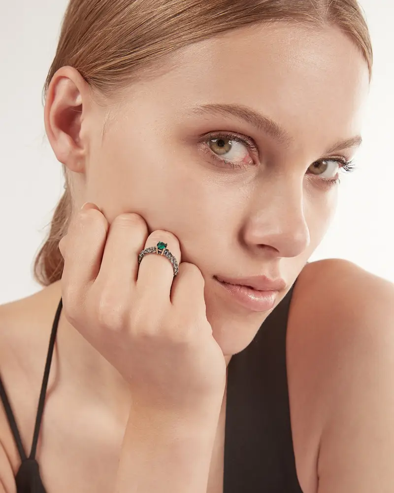 Anello Fedina Solitario Foglie Con Zirconia Cubica Verde Brunito Lucido miniatura 2