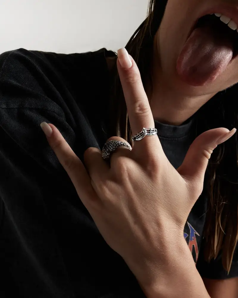 Fedina Madame Web In Argento Brunito Lucido miniatura 2