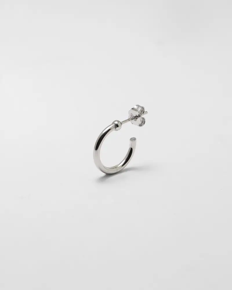 Orecchino Alfa Piccolo In Argento Lucido