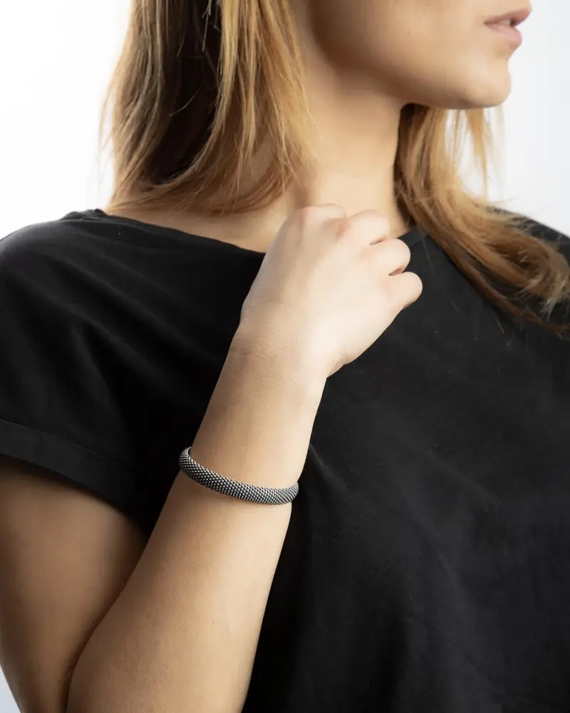 Bracciale Rigido Puntinato In Argento Brunito Lucido miniatura 2