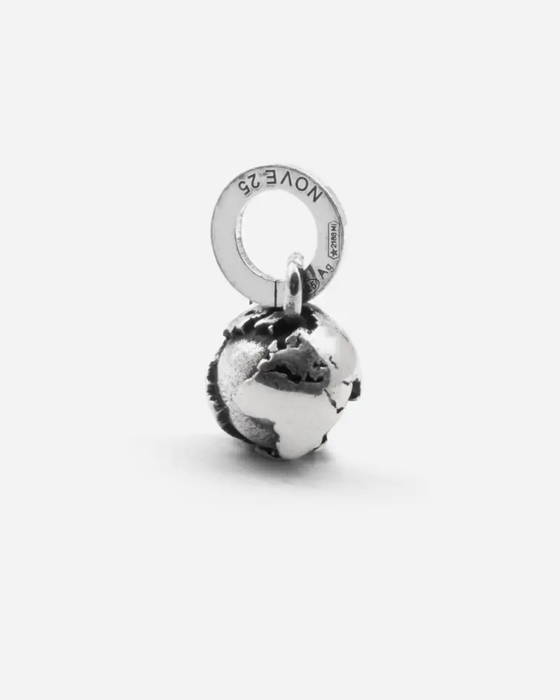 Ciondolo Mini Charm Mappamondo In Argento Brunito Lucido
