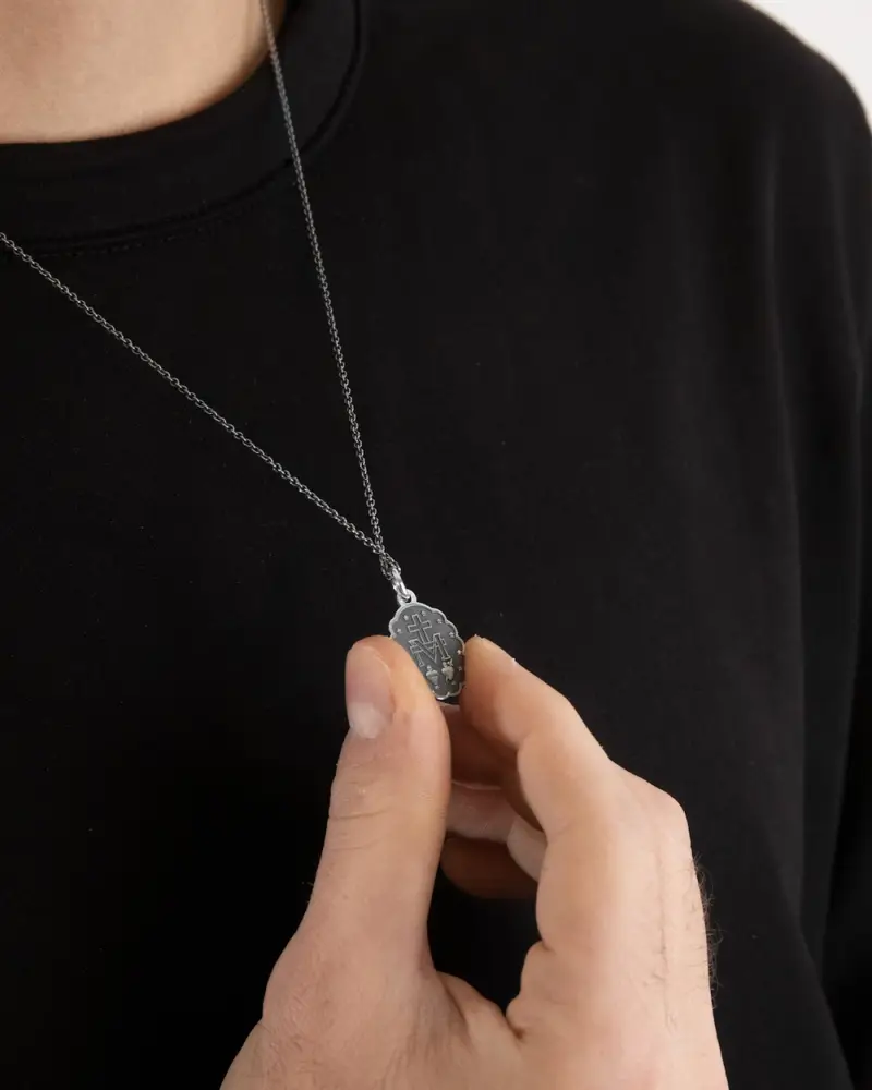 Ciondolo Santino Mater Domini In Argento Brunito Lucido miniatura 2