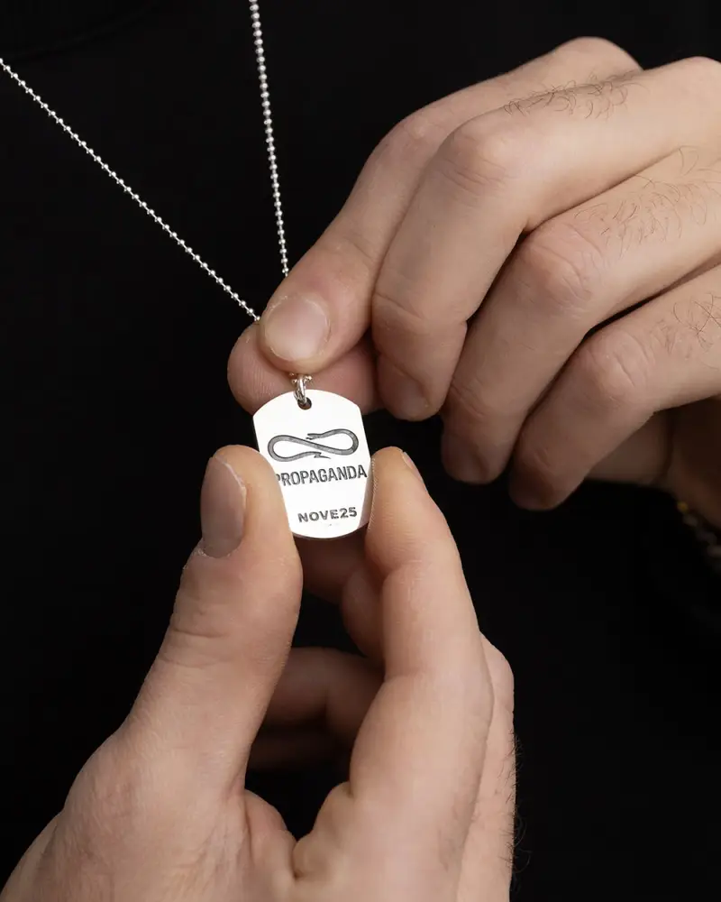 Collana Con Ciondolo Piastra Militare Propaganda W/ Nove25 In Argento Brunito Lucido miniatura 2