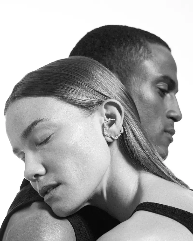 Orecchino Con Diamanti Shiny Surrounding Snake Lucido miniatura 2