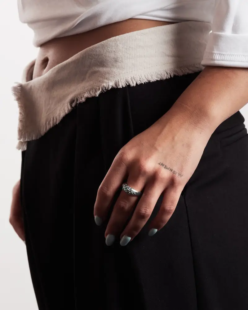 Anello Fedona Gotica Soledad In Argento Con Pietra Verde Brunito Lucido miniatura 2