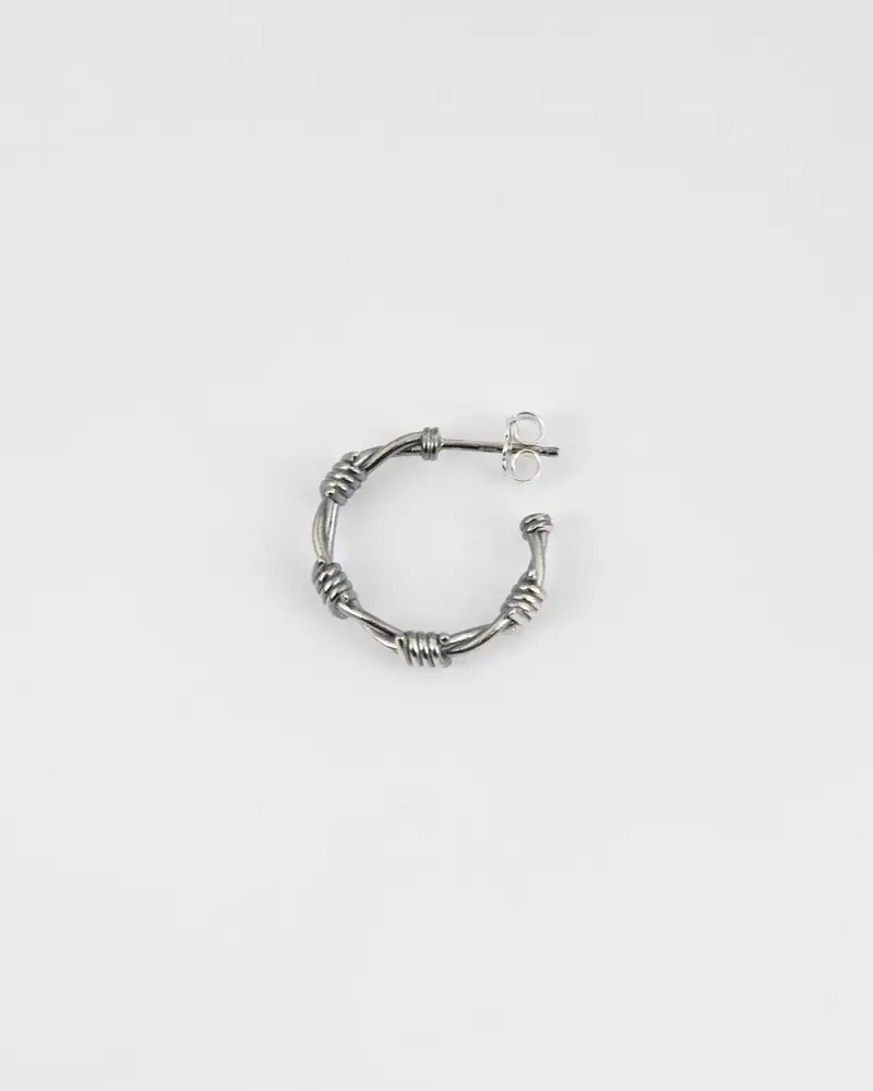 Orecchino A Cerchio Filo Spinato Piccolo Brunito Lucido