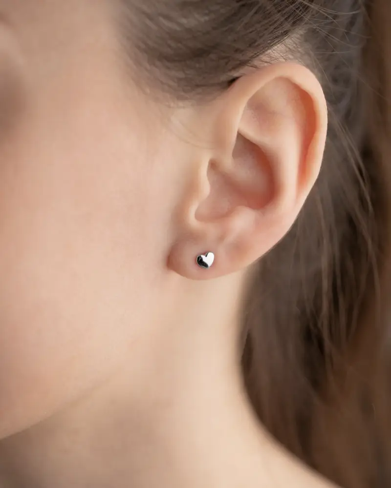 Orecchino A Lobo Piercing Cuore Lucido miniatura 2