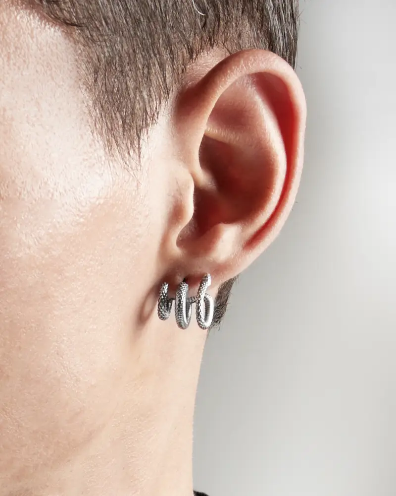 Orecchino Serpente Snake Spiral In Argento Brunito Lucido miniatura 2