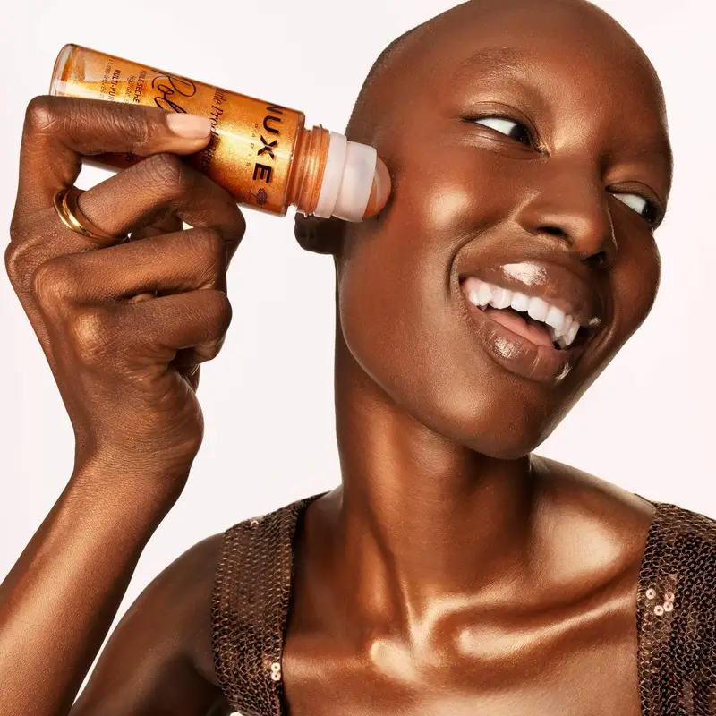 Huile Prodigieuse Prodigieuse Or Roll-On - Crema viso pelle secca, Olio per smagliature, Olio capelli miniatura 3