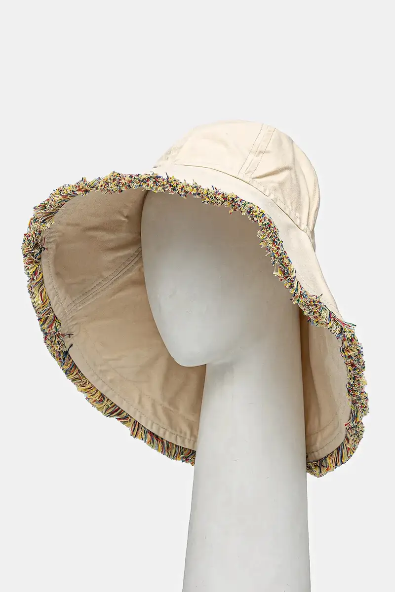 berretto in cotone colore beige 8502