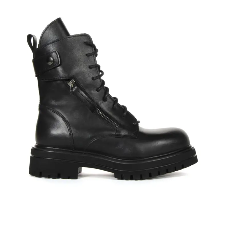 Anfibi neri con lacci, zip e fibbia