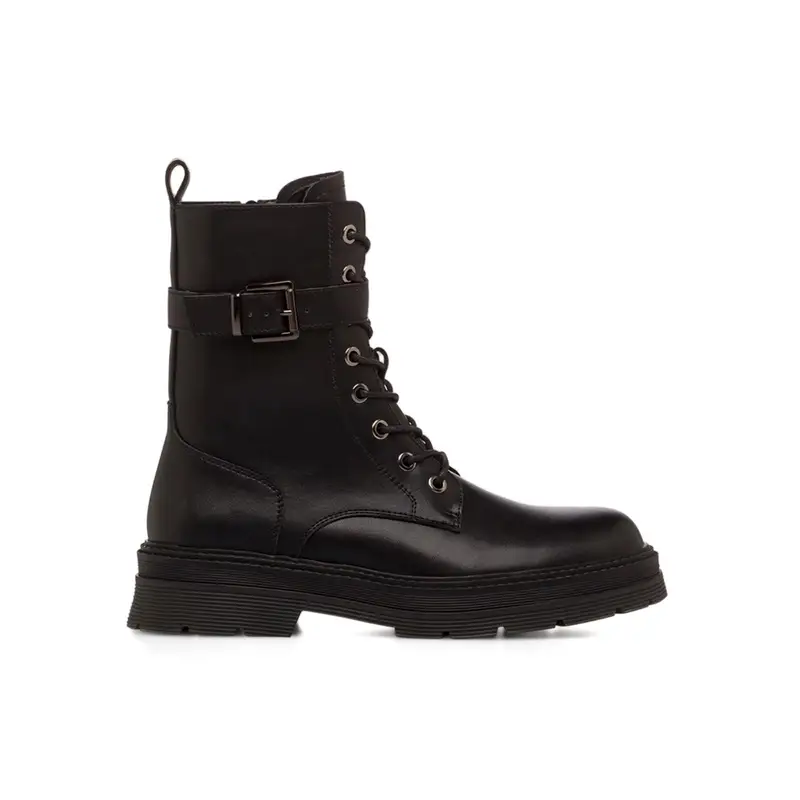 Anfibi neri da donna con lacci e fibbia