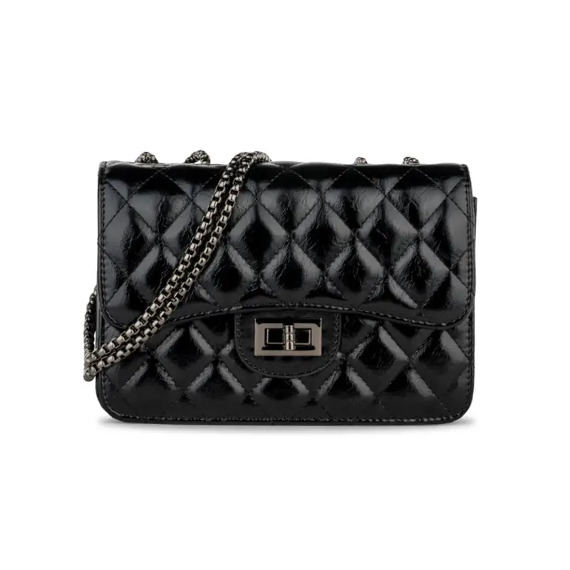 Borsa nera lucida da donna effetto trapuntato con tracolla in catena