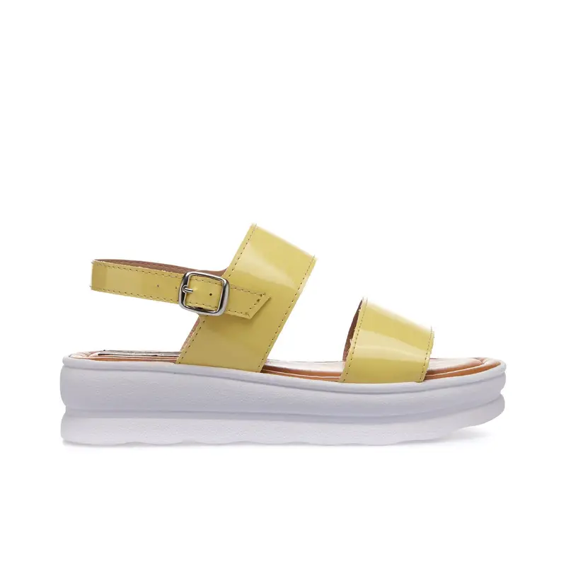 Sandali gialli con suola platform